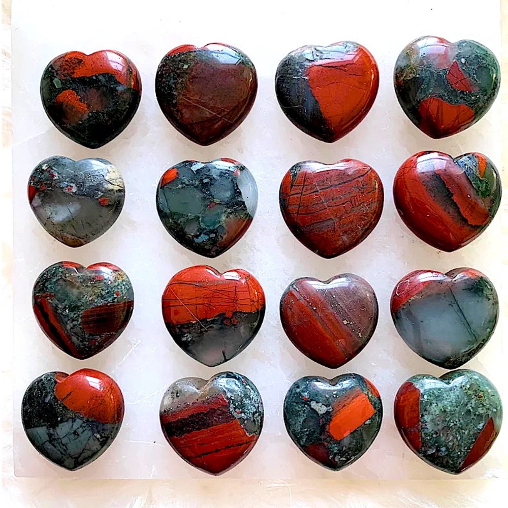 ONE Bloodstone Heart Mini Crystal Heart Craving Natural Stones Carvings